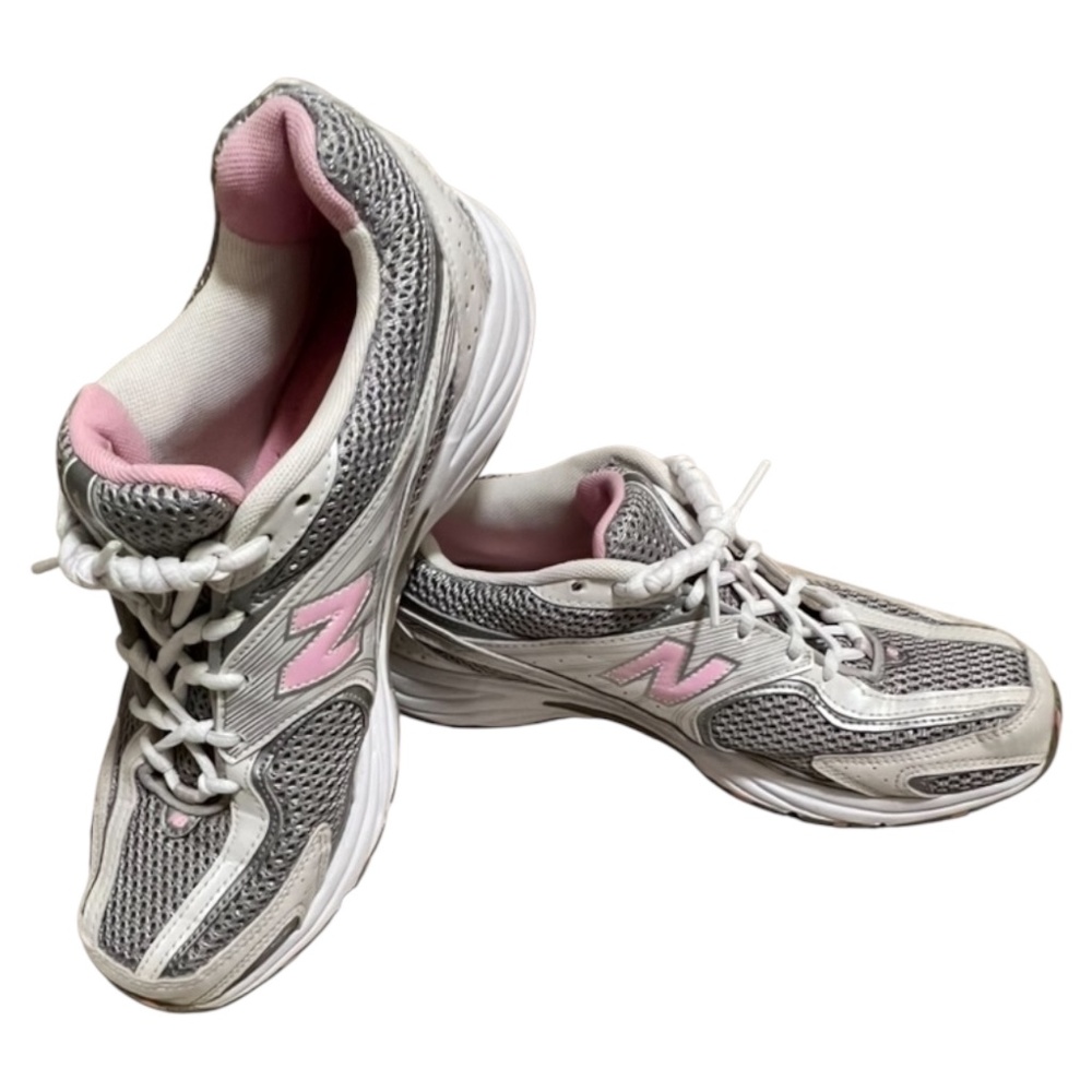 NEW BALANCE 441 White & Pink Running Shoes 9.5B Clean Great Used Condition